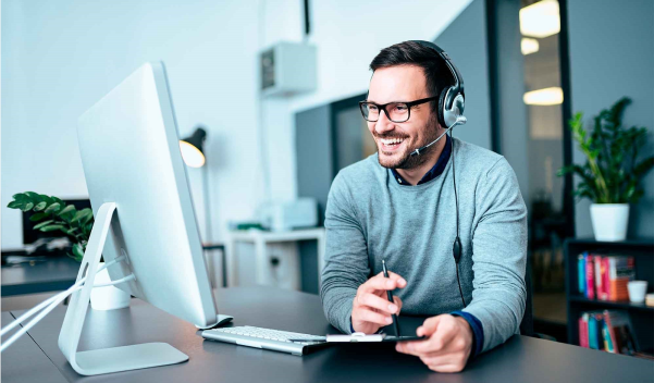 man-with-computer-desktop